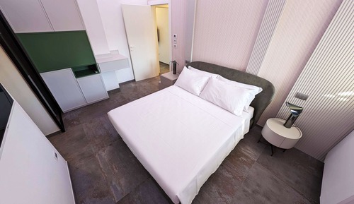 Deluxe Suite, Courtyard View