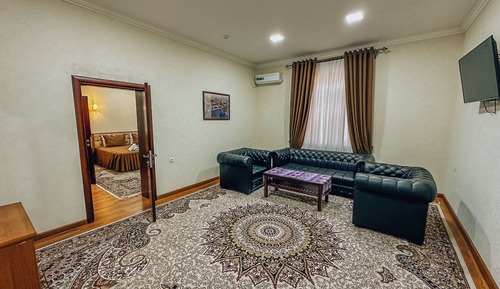 Luxury Suite