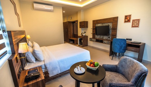 Executive Room, Valley View