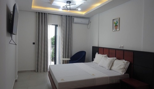 Standard Suite