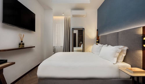 Deluxe Double Room, City View