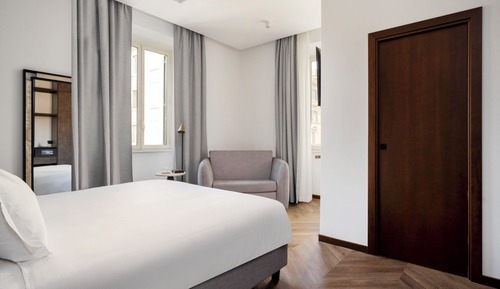 Superior Triple Room, City View