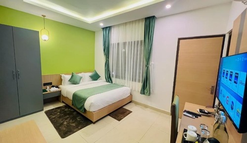 Deluxe Double or Twin Room