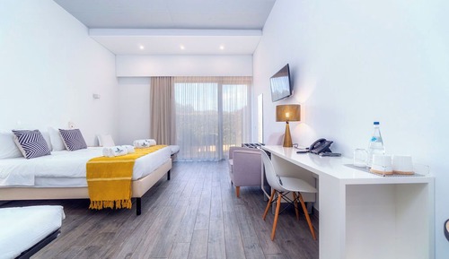 Family Double Room, Mountain View