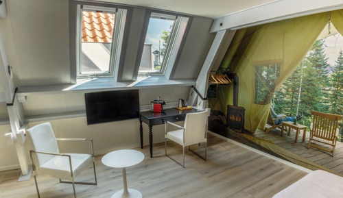 Deluxe Double Room, Private Bathroom, City View