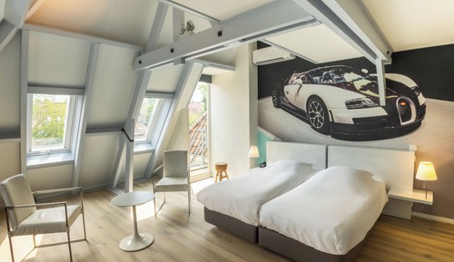 Deluxe Double Room, Private Bathroom, City View