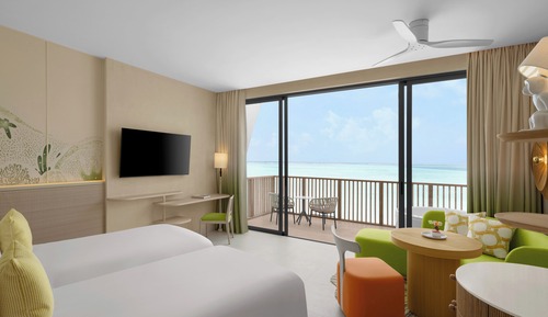 Panoramic Room, Jetted Tub (Mirage, Hollywood Twin)