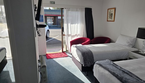 Comfort Apartment, Courtyard View