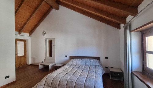Deluxe Room, City View
