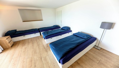 4-Person Shared Dormitory, Women only (18-40 years only)