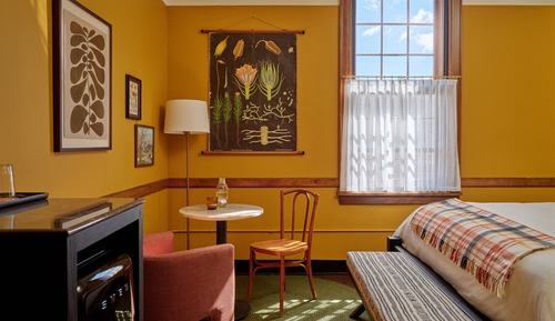 Standard Room, 1 King Bed