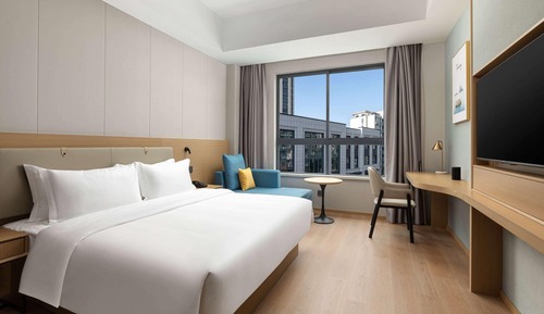 Room, 1 King Bed, Non Smoking (Smart Room)