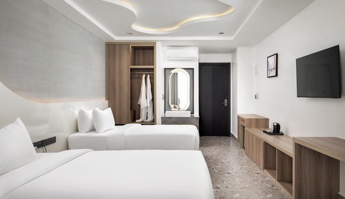 Deluxe Twin Room