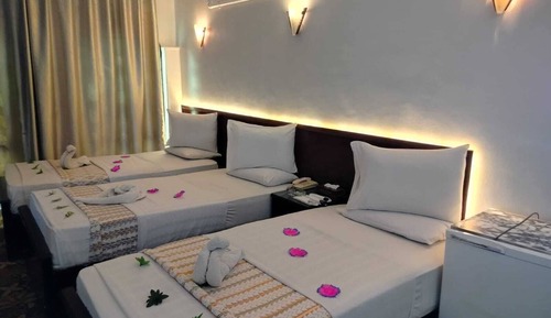 Comfort Triple Room, City View
