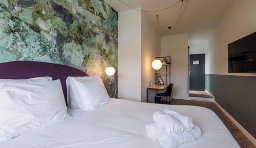 Deluxe Double Room, City View