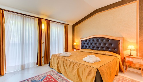 Classic Room