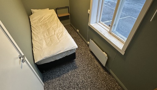 Single Room, Shared Bathroom