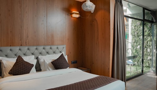 Luxury Suite