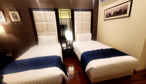 Deluxe Double or Twin Room