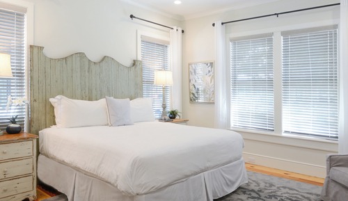 2 Bedroom Moreland Village Home 5736