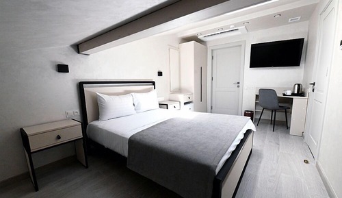 Economy Single Room