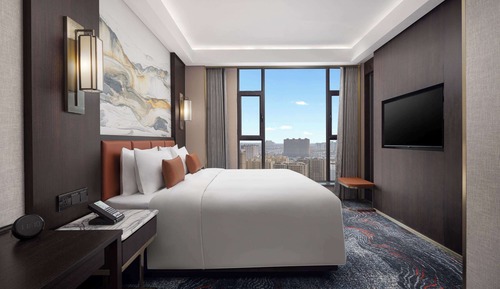 Superior Room, 1 King Bed