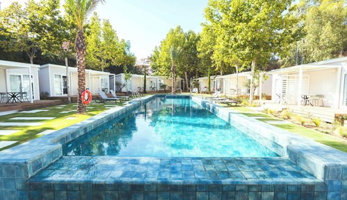 Studios Amos Premium with Adults Pool Access