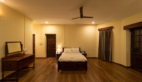 Elite Room