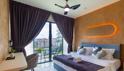 Deluxe Suite