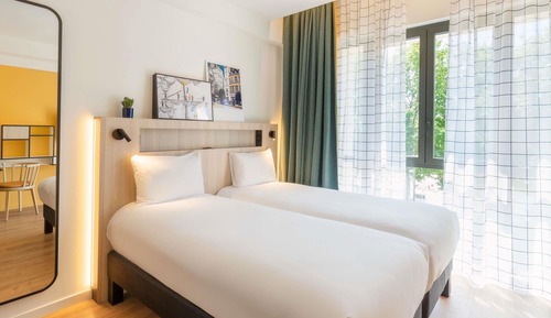 Studio, 2 Twin Beds