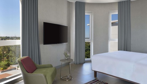 Junior Suite, 1 King Bed