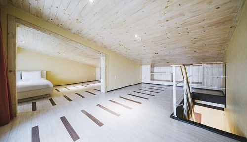 Room (Ocean View Group Duplex)