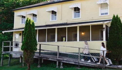 Bayside Rooms
