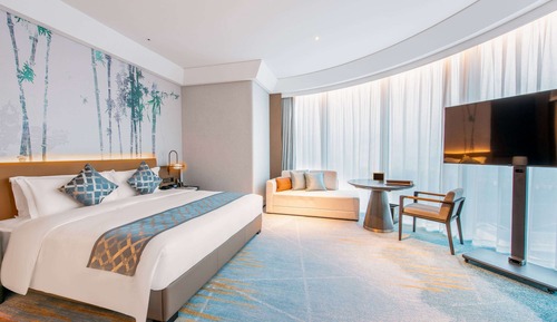 Deluxe Room, 1 King Bed, Non Smoking