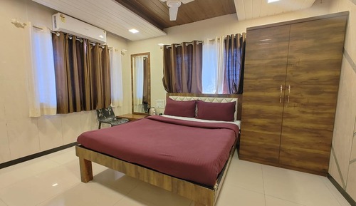 Classic Double Room
