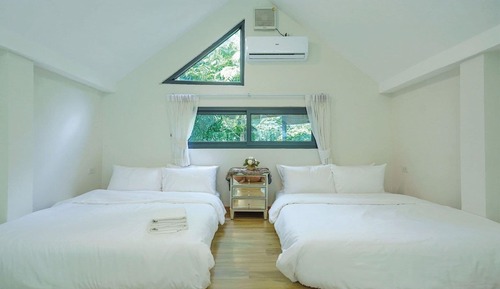 Deluxe Cottage