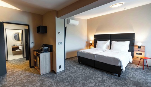 Deluxe Junior Suite