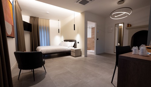 Superior Room, 1 Queen Bed, Balcony