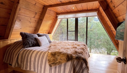 Elite Cabin