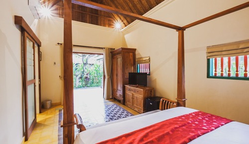 Premier Cottage