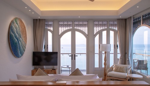 Grand Seaview