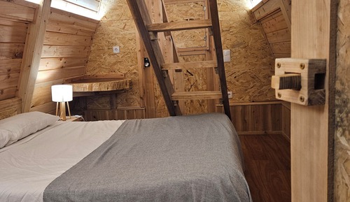 Cabin Surf
