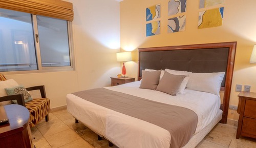 Condo, 1 King Bed with Sofa bed, Pool Access, Ocean View (#204-Not Pet Friendly)