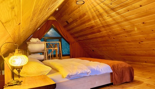 Deluxe Bungalow, Multiple Beds, Sea View, Garden Area