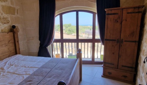 Classic Single Room
