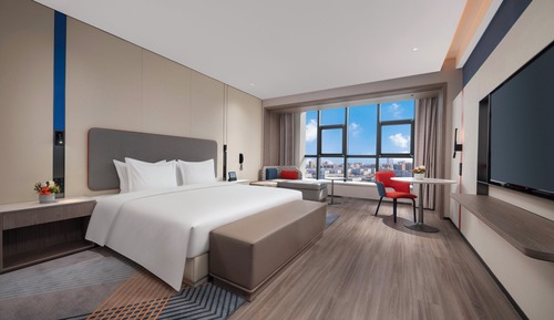 Standard Room, 1 King Bed