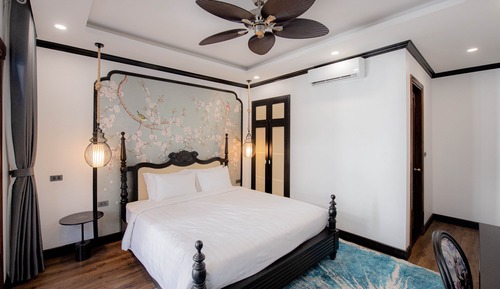 Classic Quadruple Room
