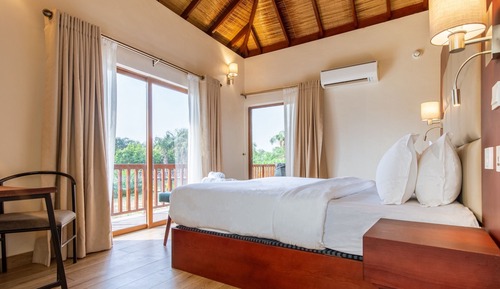 Superior One-Bedroom Cottage