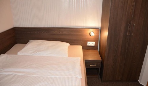Basic Single Room