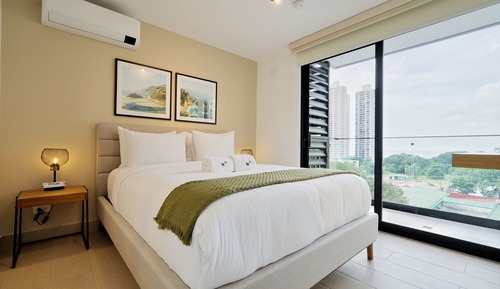 Apartment (10A)